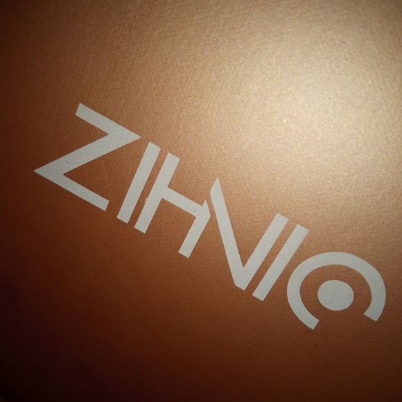 🆕✨ ZHINO✨ Rose gold headset🎧 with warranty 🎯 - Picture 7 of 9